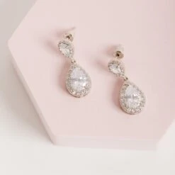 Cambridge Teardrop Earrings