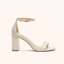 Mary High Chunky Heel - Almond